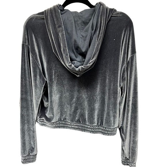 Victoria Secret Pink Grey Cropped Hoodie. Small Spot On Back Right Shoulder. - Picture 2 of 5